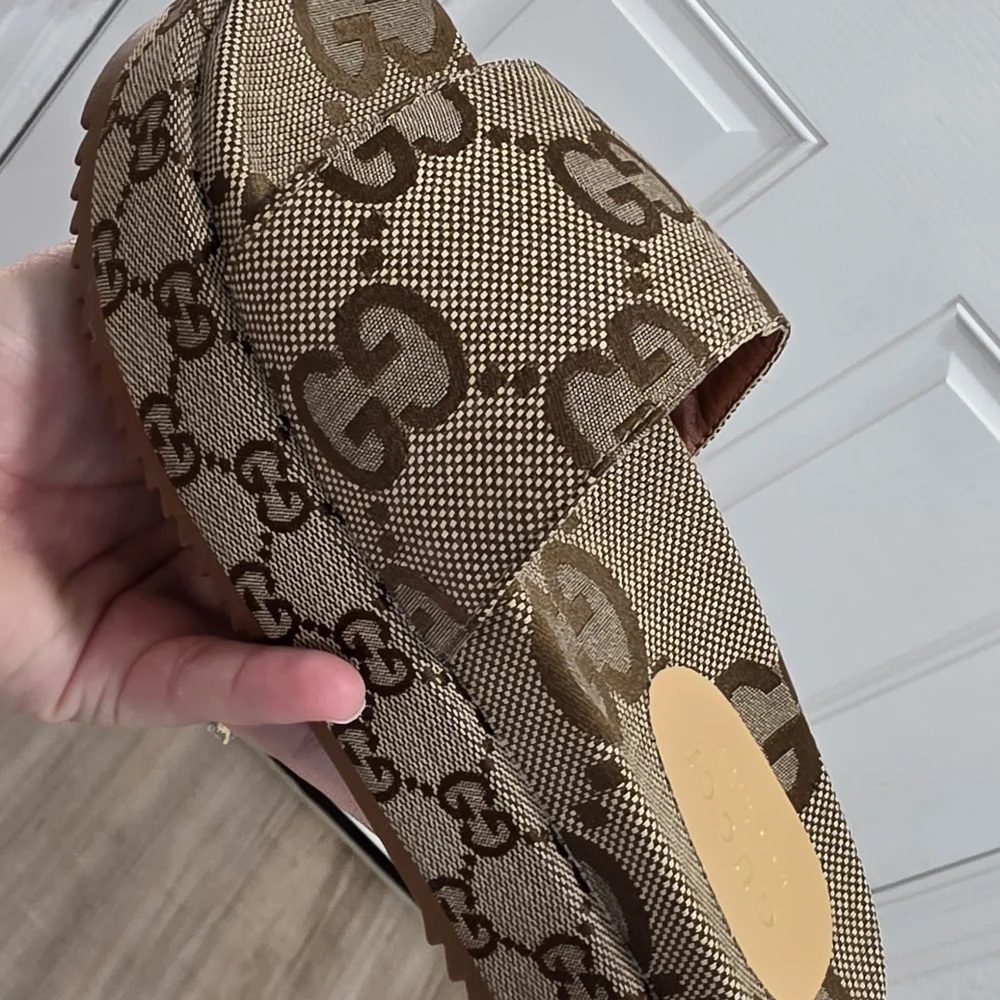 Gucci Brown Sandals (New) - Picture 8 of 11